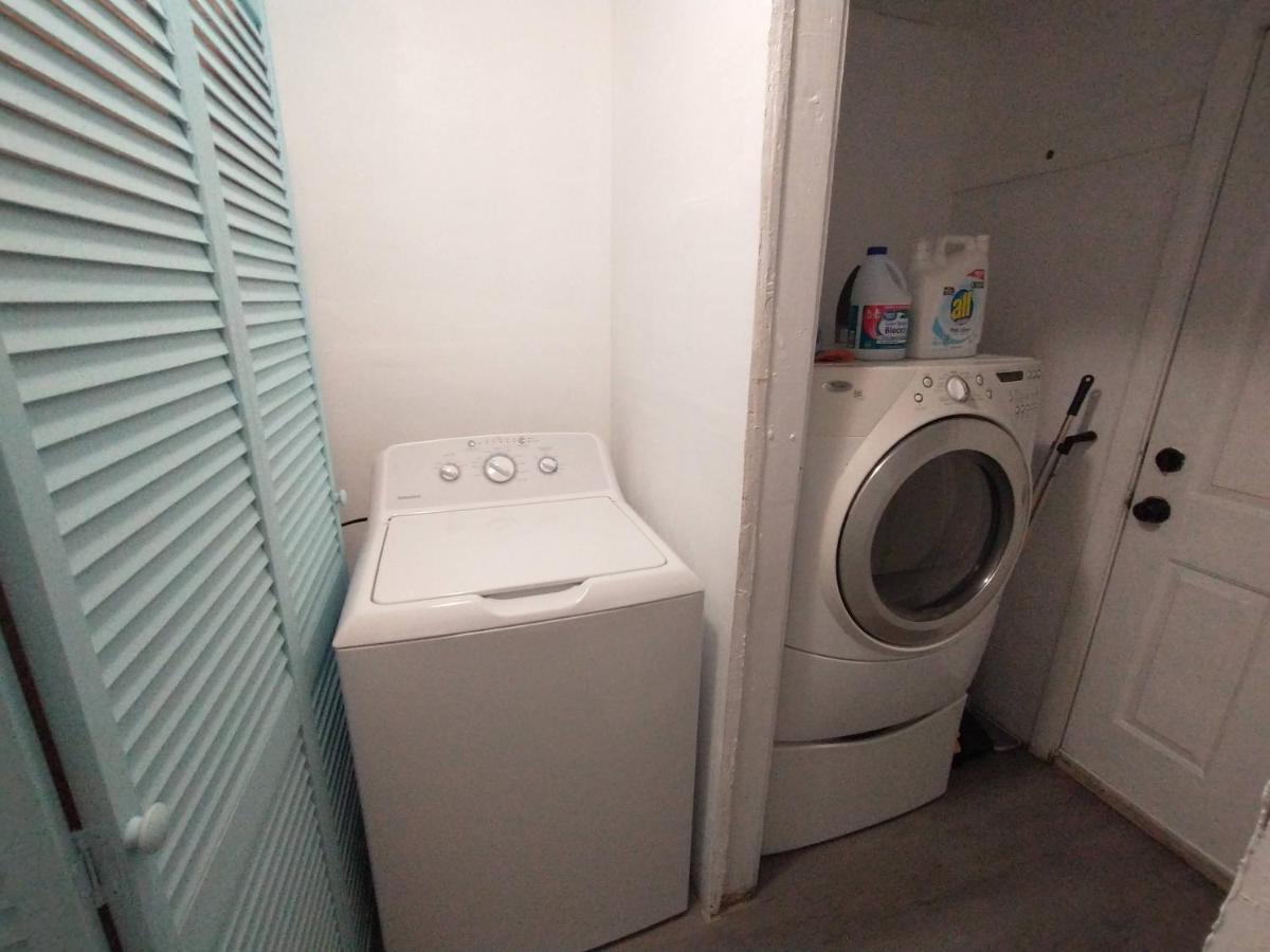Welcome To Pineapple House! 彭萨科拉 外观 照片
