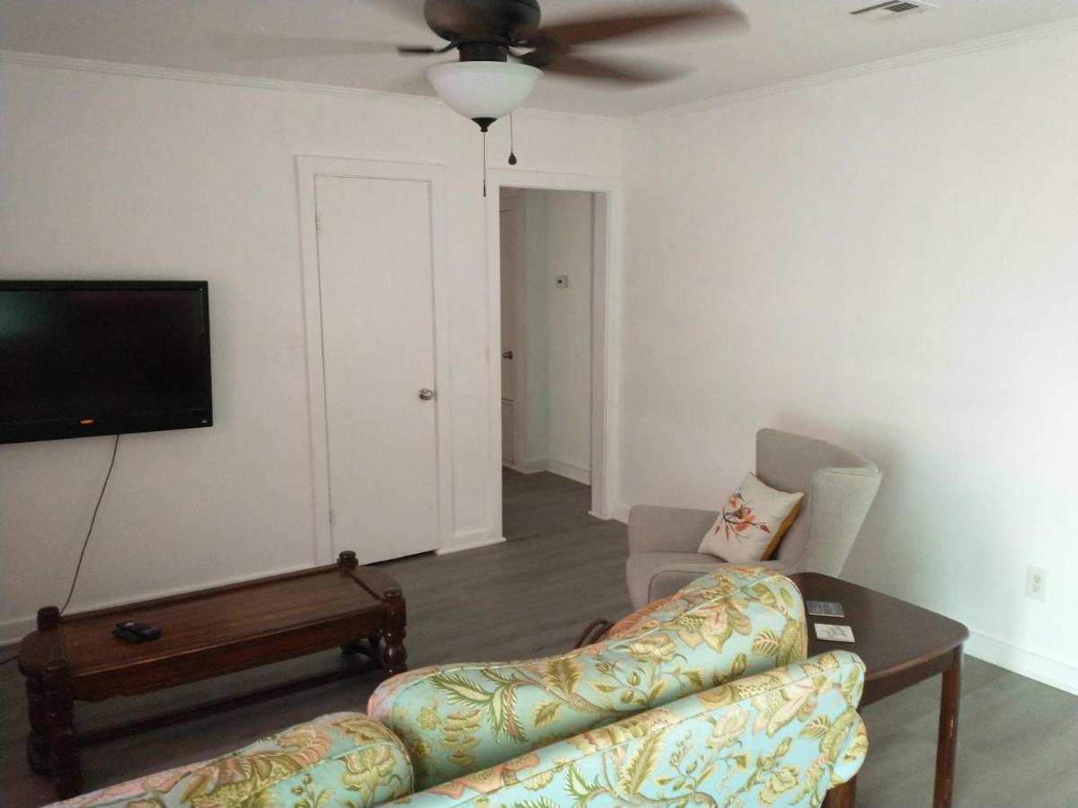 Welcome To Pineapple House! 彭萨科拉 外观 照片